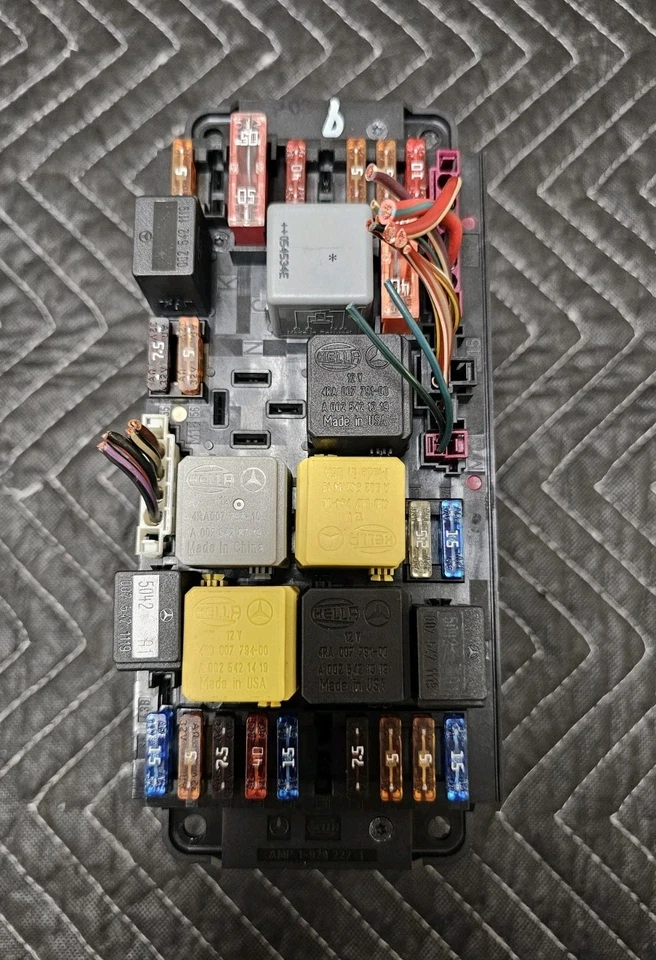 2006-11 Mercedes-Benz SLK280 SLK55 AMG Genuine SAM Fuse Box Control Module - Imagem 1 de 4