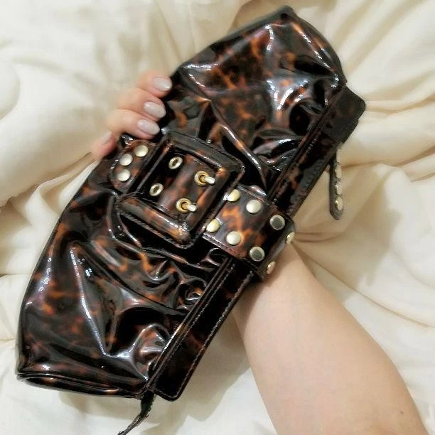 Be&D Bolso de mano Bolso de fiesta Patent Studs charol - Imagen 1 de 4