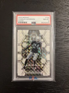 2023 CHARLES WOODSON MOSAIC #126 WHITE /25 RAIDERS PSA 8 - Picture 1 of 2