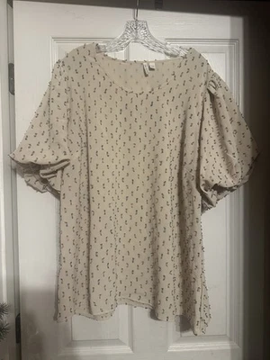 cato womens 18/20W beige textured dotted pattern puffed sleeves blouse - Image 1 of 4