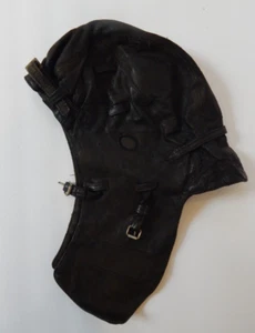 VINTAGE 1940s - 50s Black Leather Pilot's Helmet - Original Lining, Buckles - Picture 1 of 9
