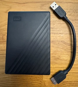 Western Digital 5TB Portable Hard Drive WDBPKJ0050BBK-0A - Photo 1/3
