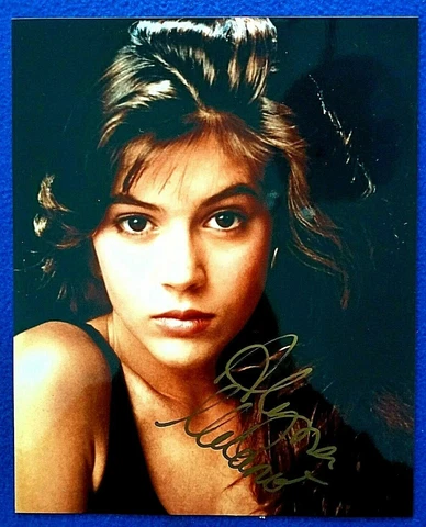 ALYSSA MILANO - Signed " Young Promo" Glossy 8x10 Colour photograph COA Cover