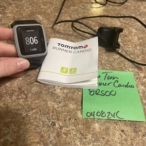 Cargador de reloj GPS multideportivo TomTom Runner Cardio 8RS00 impermeable negro - Imagen 1 de 6