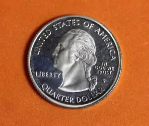 RHODE ISLAND 2001 State Quarter Dollar Coin #P02651 - Picture 1 of 2
