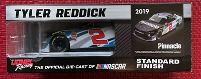 Pinnacle 2019 firmado por Tyler Reddick 1:24 diecast NASCAR certificado de autenticidad automático Foto 1 de 4