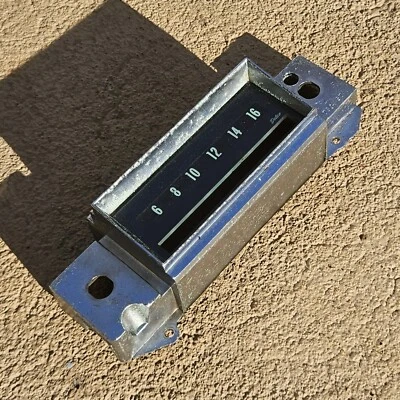 Chevrolet Impala Caprice Biscayne Bel-Air 1968 OEM radio bisel de ajuste (7304157) Foto 1 de 4