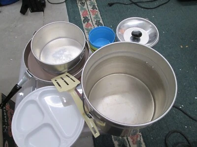 Vintage WFS NO. 106 4 Party Cook Set In Box Camping Hunting Scouts Vintage  - Image 1 of 4