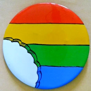 Nube Arco Iris Rojo Amarillo Azul Verde Vintage Pinback/Botón/Insignia 2.5" - Imagen 1 de 3