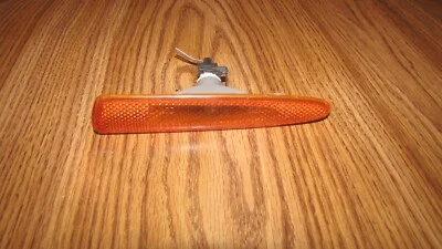 JAGUAR XJ8 XJR VANDEN PLAS GUARDABARROS LUZ MARCADORA LATERAL DERECHA 2004-2005 OEM PASAJERO Foto 1 de 3