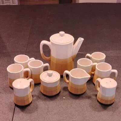 Juego de cerámica vintage retro marrón tostado y blanco Foto 1 de 4