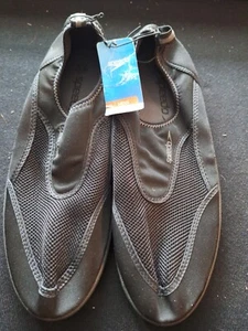 SPEEDO Men's Water Shoes Size 13 - Picture 1 of 3