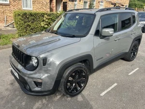 Jeep Renegade 1.0 petrol low miles - Picture 1 of 10