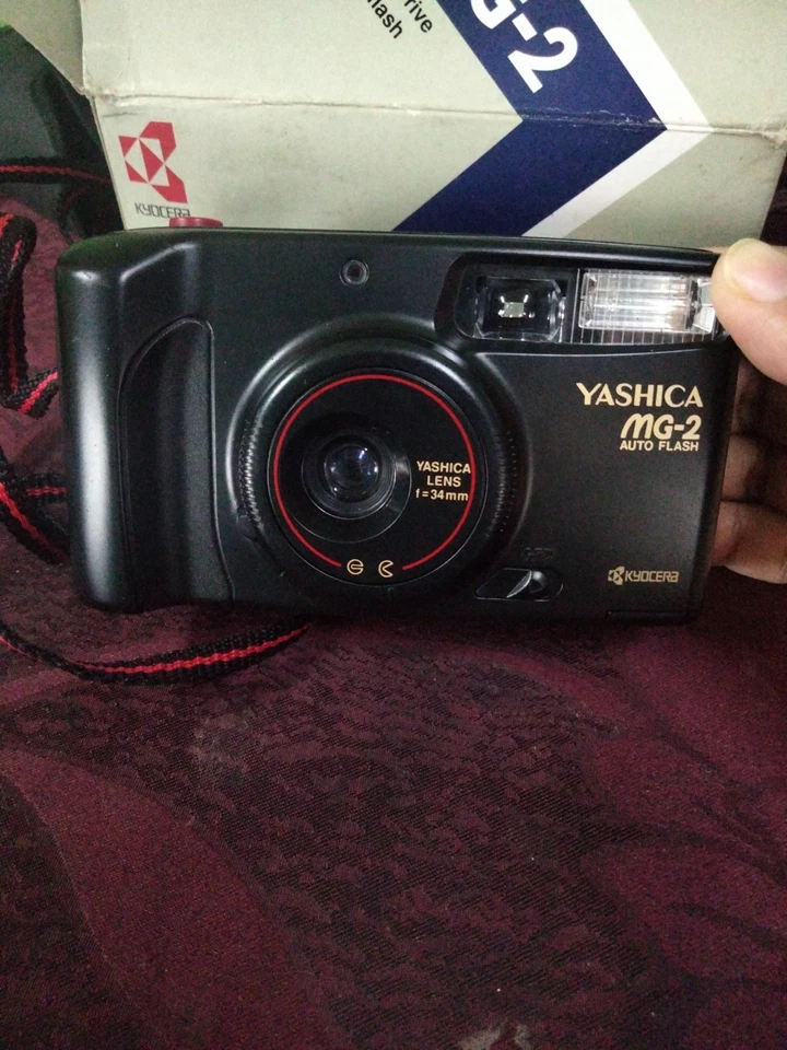 Camera Yashica Mg2 - Image 1 of 4