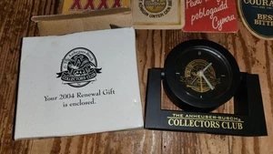 Tischuhr Anheuser Busch Collector's Club Renewel Geschenk 2004 - Bild 1 von 2