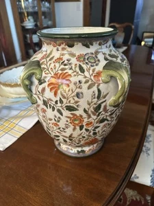 Large Hua Rong Tang Vase - Picture 1 of 4