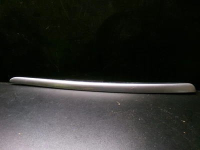 Отделочный молдинг для передней левой двери A1647200522 05-11 Mercedes Benz W164 ML350 ML500 - Изображение 1 из 4