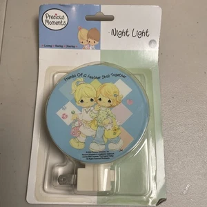 Precious Moments Night Light Friends Feather Shop Together Sealed - Picture 1 of 7