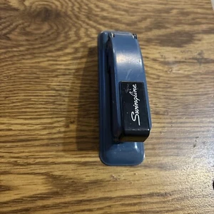 Swingline Stapler Blue desktop USA Long Island City NY Pat No 2915753 5-1/4"L - Picture 1 of 8