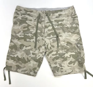 Nike Zip Flat Front Drawstring Waist & Legs Shorts Youth XL 16-18 Army Green - Picture 1 of 17