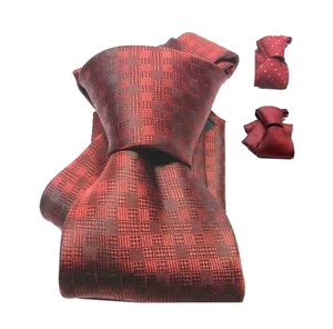 Cravatta bordeaux rosso seta handmade in italy microdisegno unita spina pesce - Picture 1 of 17