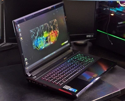 XMG P170EM 17,3" GAMING Laptop Workstation i7 Quadro P3000 250Gb 1Tb 16GB Win11 - Bild 1 von 4