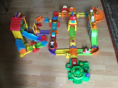 VTech Großer Tut Tut Baby Flitzer Bahn mit Spielzeugautos  - Bild 1 von 4