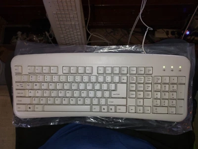 KBJ-790A ENHANCEDKEYBOARD Rev.5-1, PS-2, WHITE - Image 1 of 3