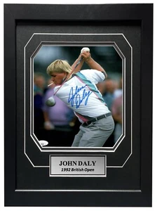 Foto de golf firmada por John Daly enmarcada 8x10 JSA autógrafo PGA cigarrillo en la boca - Imagen 1 de 3