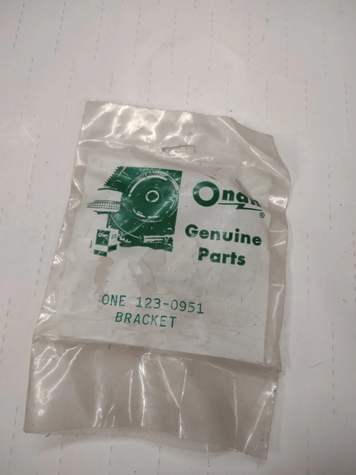 Abrazadera Onan 123-0951 NOS Foto 1 de 1