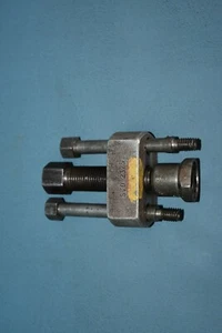 Herramienta extractora de volante concesionario Volvo SVO 2325 - Imagen 1 de 7