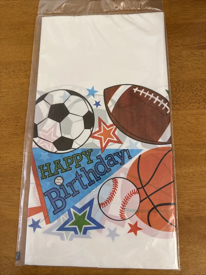 Fundas de mesa de plástico para cumpleaños con temática deportiva - 54" X 84" decoración de fiesta de cumpleaños Foto 1 de 4