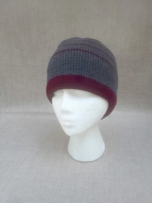 Gorro a rayas gris y granate talla única APT.9... forrado de piel sintética Foto 1 de 2
