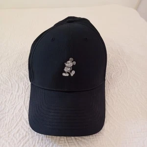 Nike Dri-Fit Disney Parks Mickey Mouse Hat Black Club Cap Strapback Size M/L - Picture 1 of 5
