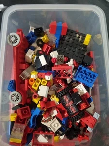 Vintage Lego Bundle - Picture 1 of 5