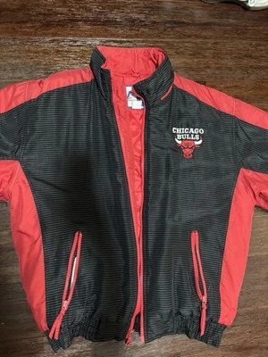 Chaqueta Bulls Vintage Años 90 - Logo Original Ropa Deportiva - Excelente Estado Foto 1 de 4