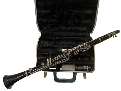 Bundy Resonite Selmer 26.5" Clarinete 3" Campana con Estuche Rígido y Accesorios De Colección Foto 1 de 4