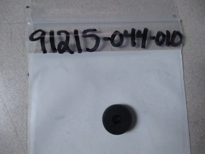 Sello de aceite NOS 5x18x7 compatible con: Honda 1967 P50 91215-044-010 Foto 1 de 3