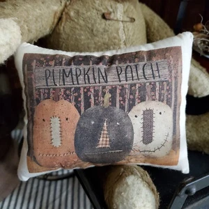 PRIMITIVE VINTAGE VICTORIAN STYLE HALLOWEEN PUMPKIN HEADS TUCK BOWL FILL PILLOW - Picture 1 of 9