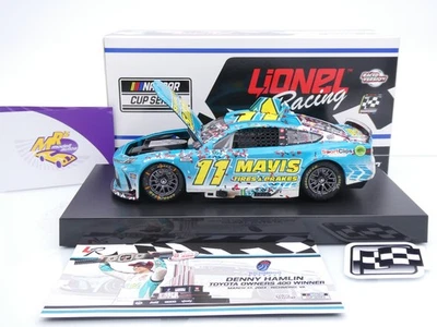 Lionel Racing W112423MAVDHK # Toyota NASCAR 2024 Denny Hamlin - Mavis Tires 1:24 - Bild 1 von 4