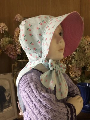 Vintage Antique 1920’s 1930’s Young Girl Cotton Bonnet/ Hat Pink Rosebud Print - Image 1 of 4