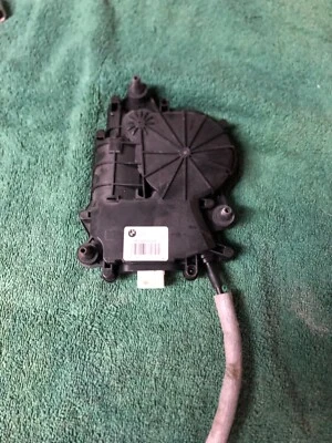 BMW X5 F15 2014-18 puerta trasera bloqueo eléctrico pestillo actuador motor OEM #730344306 Foto 1 de 4