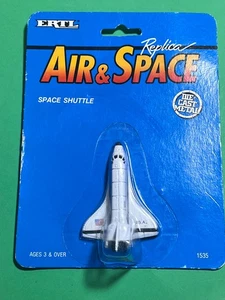 DE COLECCIÓN 1992 ERTL RÉPLICA AÉREA Y ESPACIAL FUNDIDO A PRESIÓN TRANSBORDADOR ESPACIAL EE. UU. NASA (NUEVO) - Imagen 1 de 4
