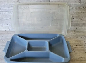 Rubbermaid Servin Saver servizio blu diviso vassoio verdure coperchio vintage 0833 - Foto 1 di 17