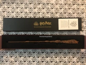 Harry Potter exklusive Designsammlung Feierstab - Gryffindor Maskottchen - Bild 1 von 10