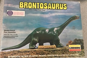 NEW Vintage 1979 Linberg Brontosaurus w/ terrestrial base model - Picture 1 of 4