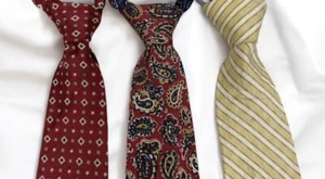 Lot 3 TOMMY HILFIGER Neckties Ties Classic Prints Paisley Striped Stars Silk VTG - Picture 1 of 7
