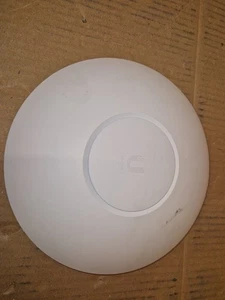 Punkt dostępowy dalekiego zasięgu Ubiquiti Networks UniFi 6 - Zdjęcie 1 z 6