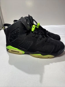 Kids Jordan’s 8’s -7y Black Neon Green Sneakers - Picture 1 of 9