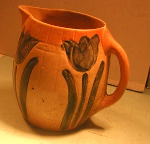 Jarra esmaltada de gres vintage con diseño de tulipán - Imagen 1 de 2